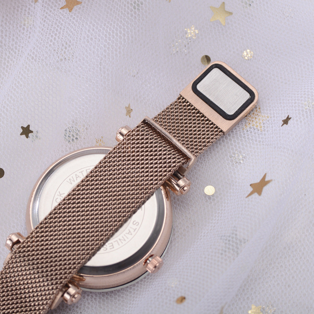 Vibrating sound explosions Spot wholesale ladies star quartz watch lazy watch magnet strap magnet watch