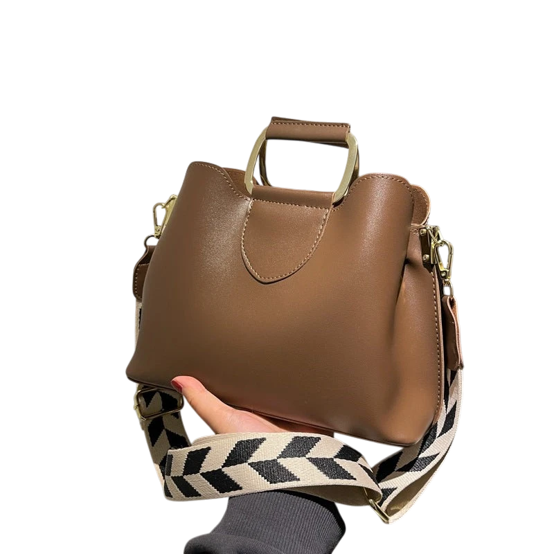 Autumn and winter textured large bag for women 2021 new style fashionable and simple wide shoulder strap women's bag versatile and atmospheric casual mom bag