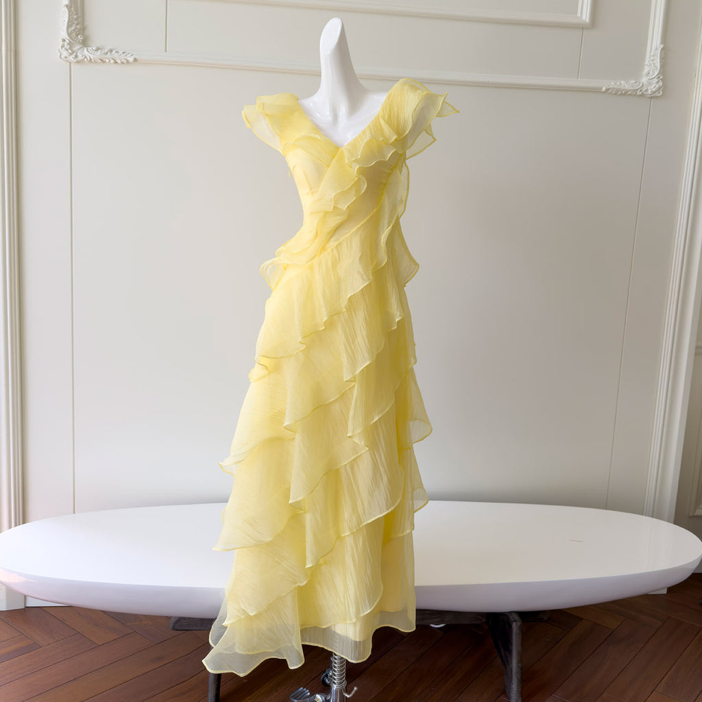 French-style sexy V-neck dress with irregular cake skirt, ruffled hem, long vacation dress 69777