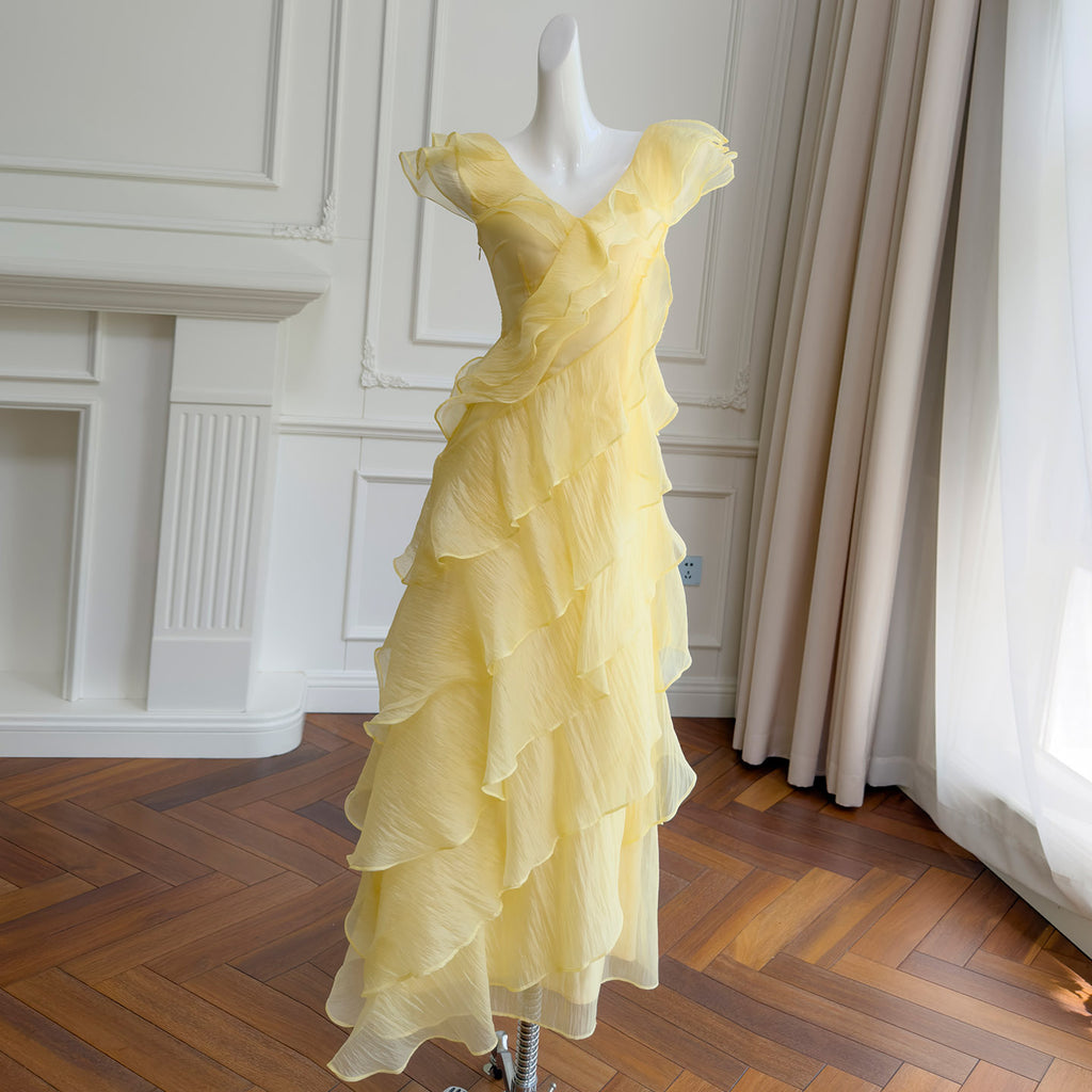 French-style sexy V-neck dress with irregular cake skirt, ruffled hem, long vacation dress 69777