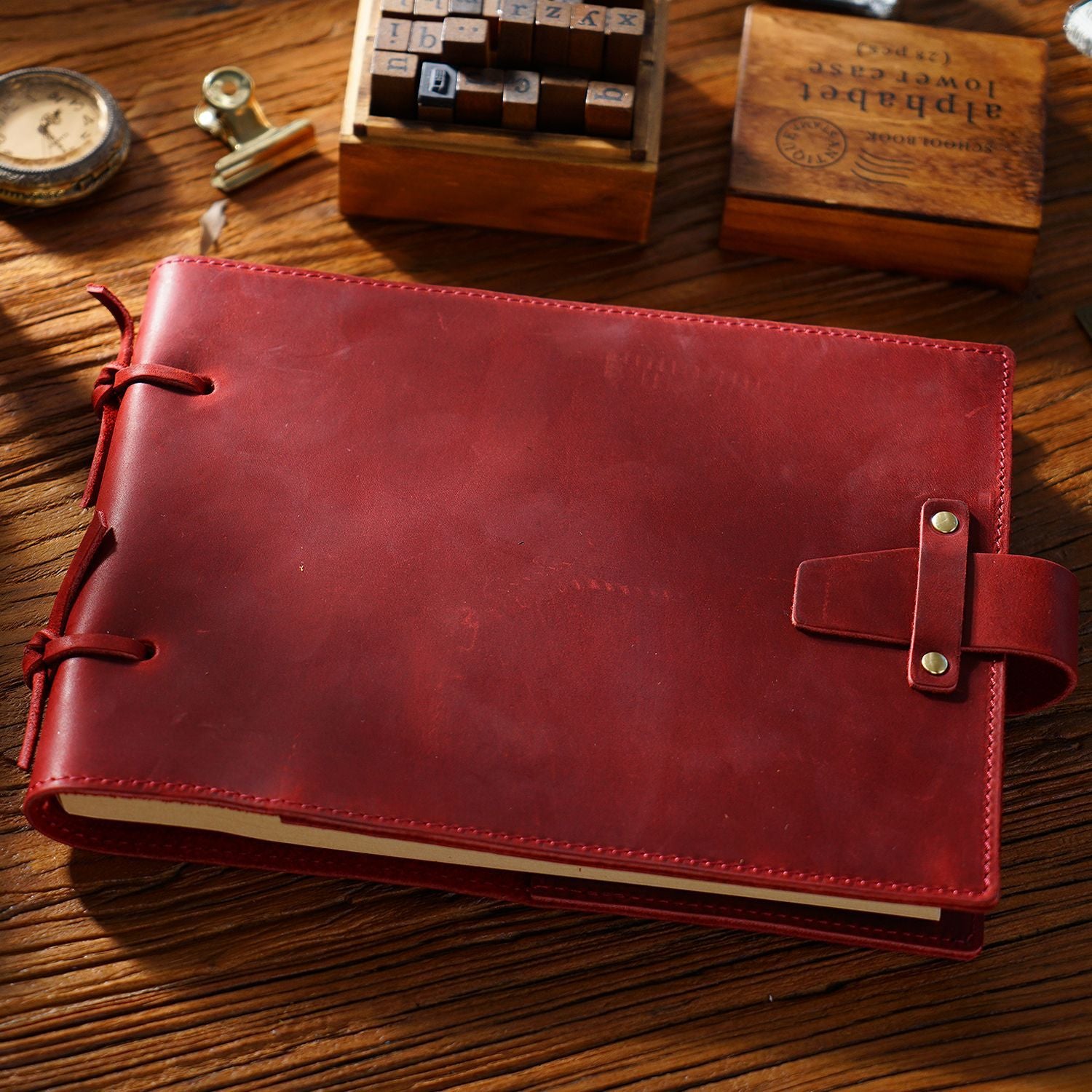 Cross-border retro handmade cowhide leather strap notepad notebook painting book hand-painted sketch book spot