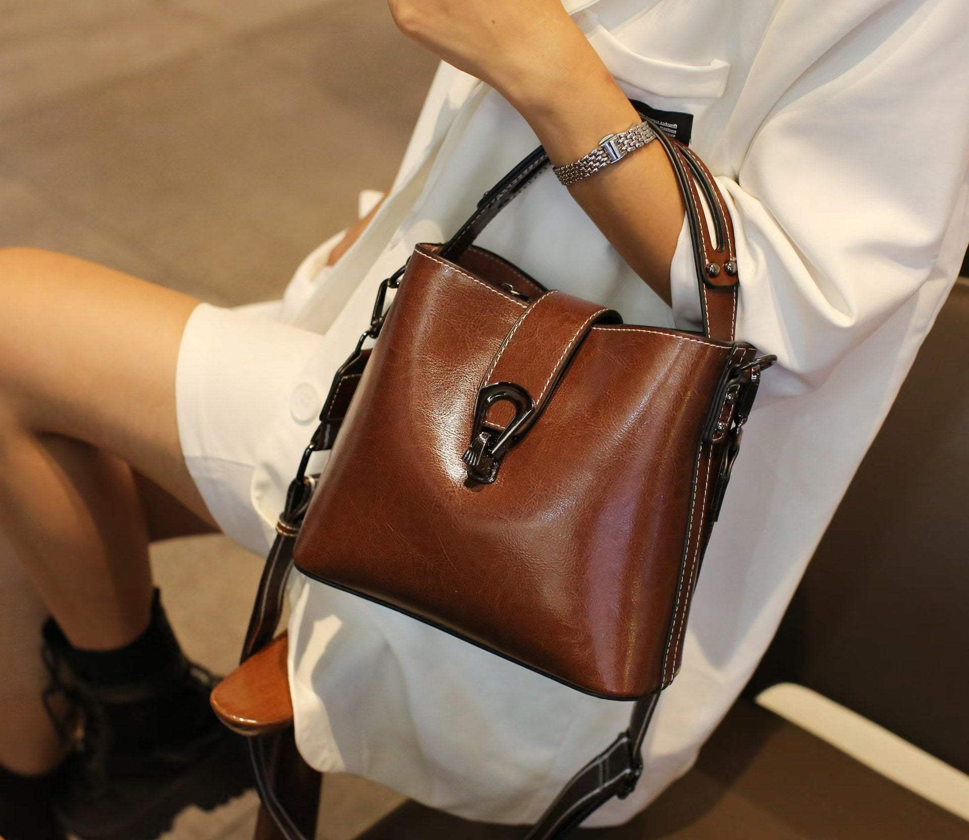 Foreign trade summer bag women 2024 new bucket bag genuine leather women's bag shoulder messenger bag women versatile handbag women