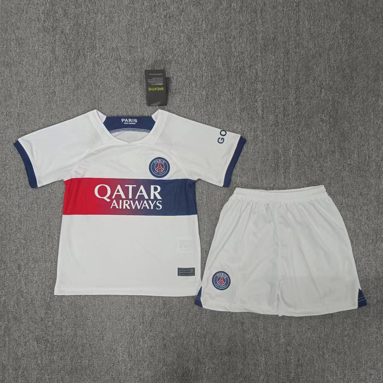 Football uniforms for children and adults Paris Chelsea Arsenal Liverpool Milan Dortmund Newcastle Riyadh jerseys
