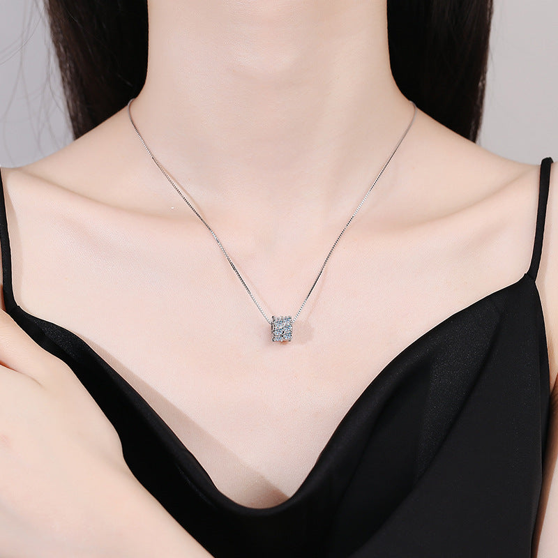 Full diamond moissanite necklace, 925 sterling silver clavicle chain, slim waist necklace, popular online style pendant, D-color moissanite necklace.