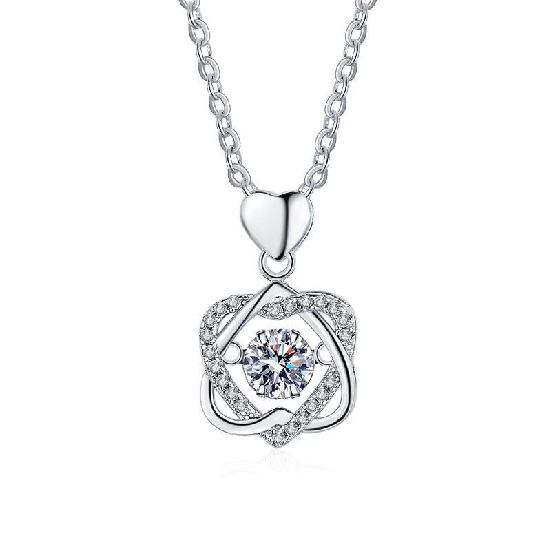 S925 sterling silver pendant Valentine's Day necklace, beating heart clavicle chain, 520 necklace for women, 50-point moissanite necklace.