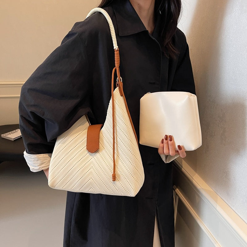 High-grade niche knitted underarm bag for women with large capacity 2025 new casual one-shoulder hand-held commuter bucket bag