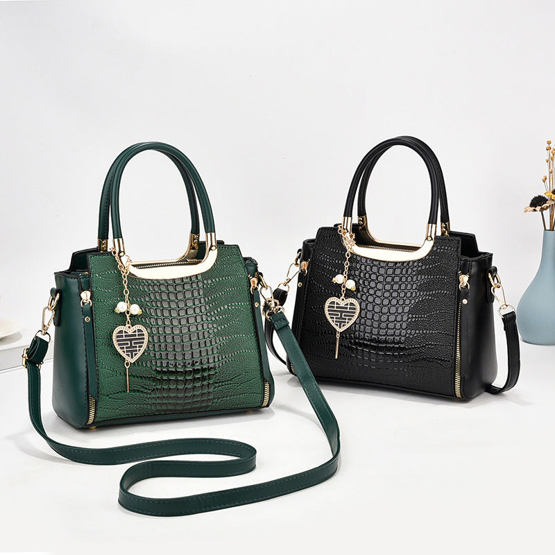 High-end large bag for women, new summer style, stylish ladies handbag, versatile shoulder messenger bag, middle-aged women's bag