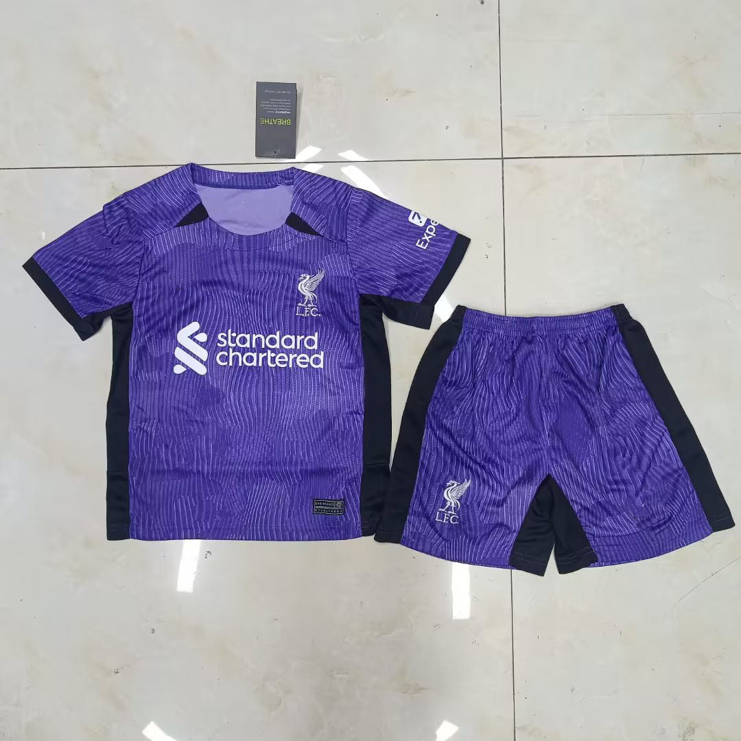 Football uniforms for children and adults Paris Chelsea Arsenal Liverpool Milan Dortmund Newcastle Riyadh jerseys