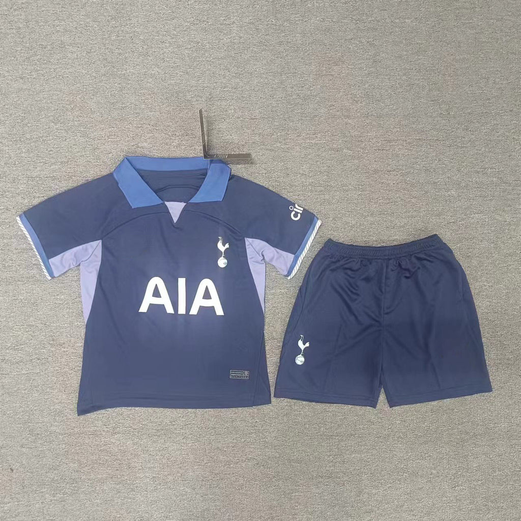 Football uniforms for children and adults Paris Chelsea Arsenal Liverpool Milan Dortmund Newcastle Riyadh jerseys