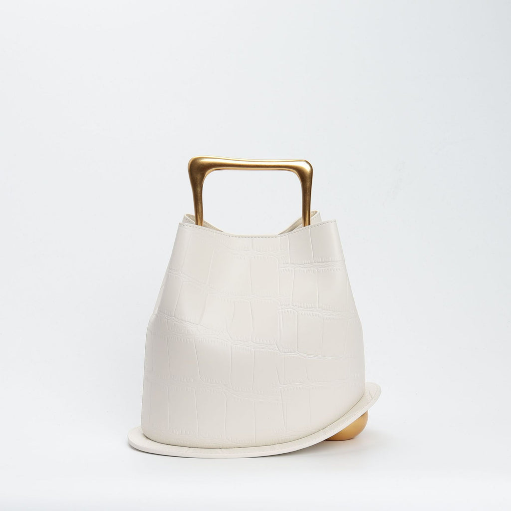 New genuine leather plain weave handbag imported cowhide commuter basket bucket bag wooden handbag messenger bag for women