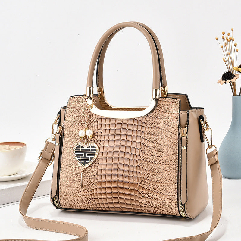 High-end large bag for women, new summer style, stylish ladies handbag, versatile shoulder messenger bag, middle-aged women's bag