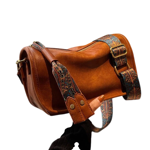 Clearance stock foreign trade popular bags for women 2024 autumn and winter fashion wide band high-end messenger bag niche high-end texture