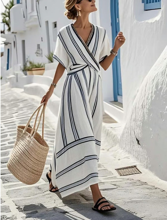 New European and American style summer vacation V-neck women's short-sleeved pleated maxi dress