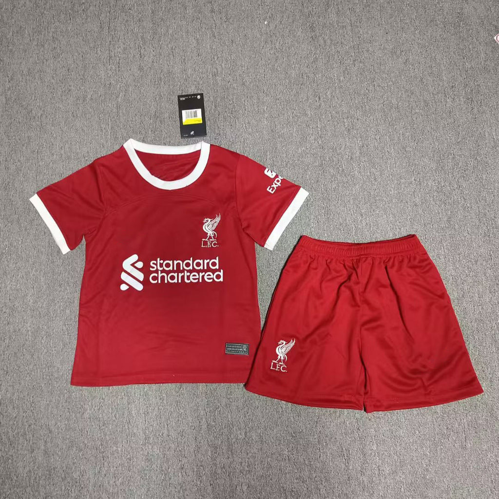 Football uniforms for children and adults Paris Chelsea Arsenal Liverpool Milan Dortmund Newcastle Riyadh jerseys