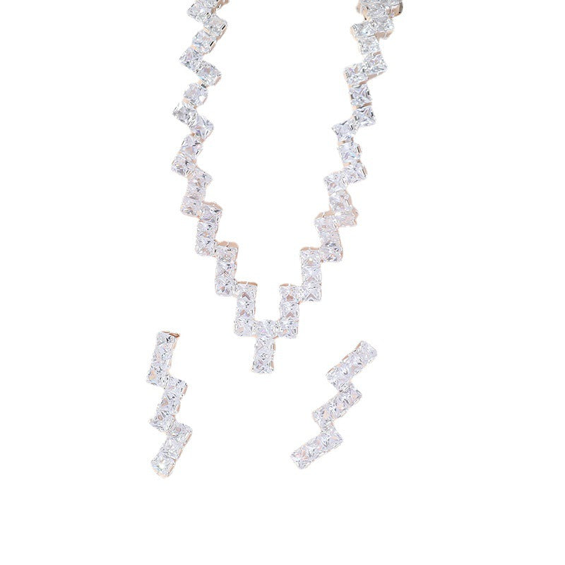 Cross-border supply European and American luxury exquisite bride wedding jewelry crystal zircon collarbone necklace earrings two-piece set