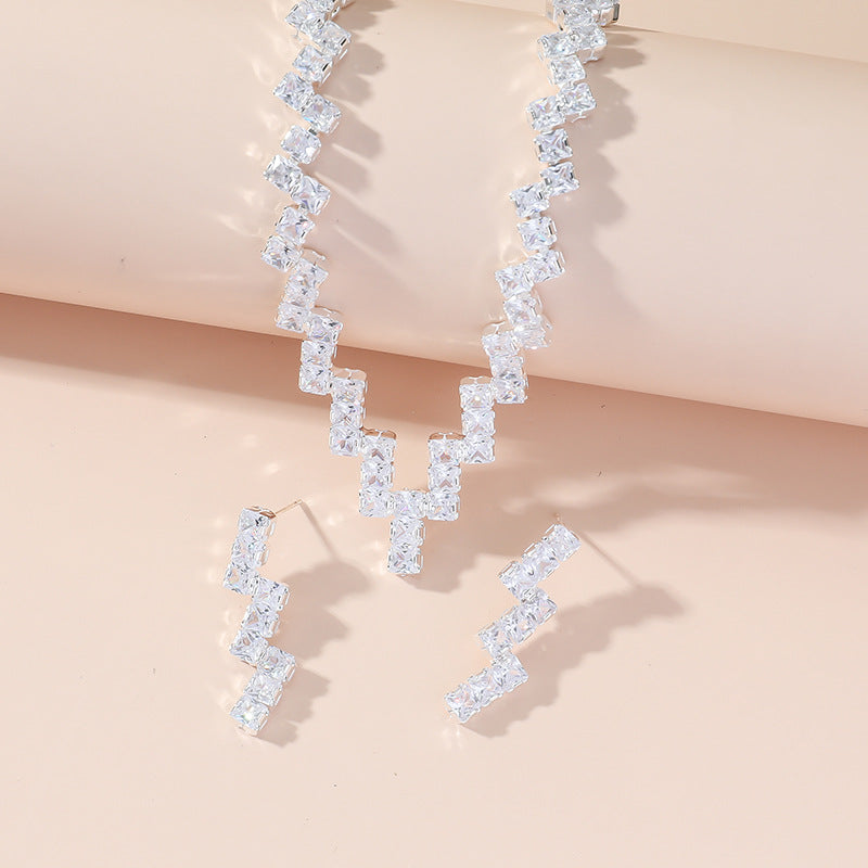 Cross-border supply European and American luxury exquisite bride wedding jewelry crystal zircon collarbone necklace earrings two-piece set