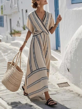 New European and American style summer vacation V-neck women's short-sleeved pleated maxi dress