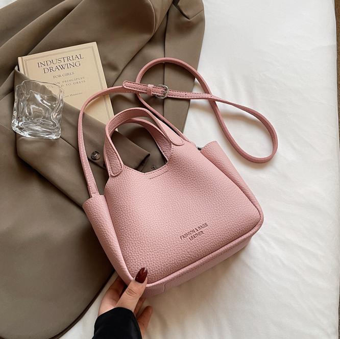 Cross-border hand-held bucket bag for women, high-end 2025 new versatile simple shoulder messenger bag niche vegetable basket bag