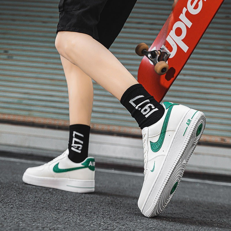 Unisex White Casual Sneakers – Low Top | Aladinae