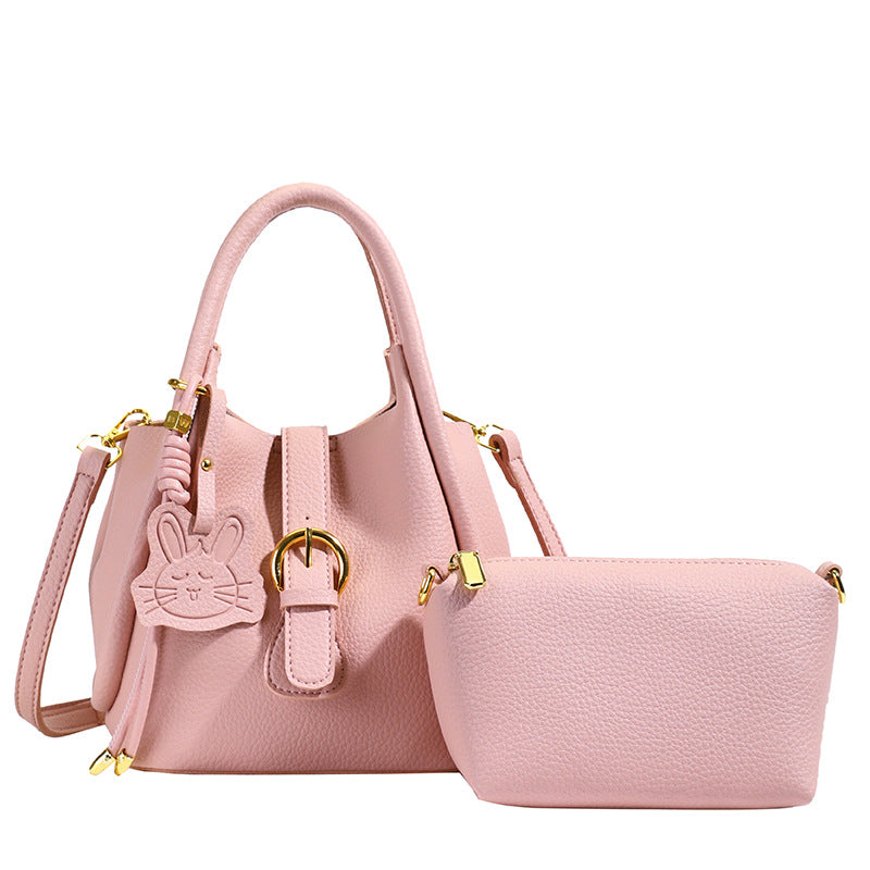High-end trendy portable bucket bag for women 2025 new style vegetable basket shoulder bag commuting all-match solid color messenger bag