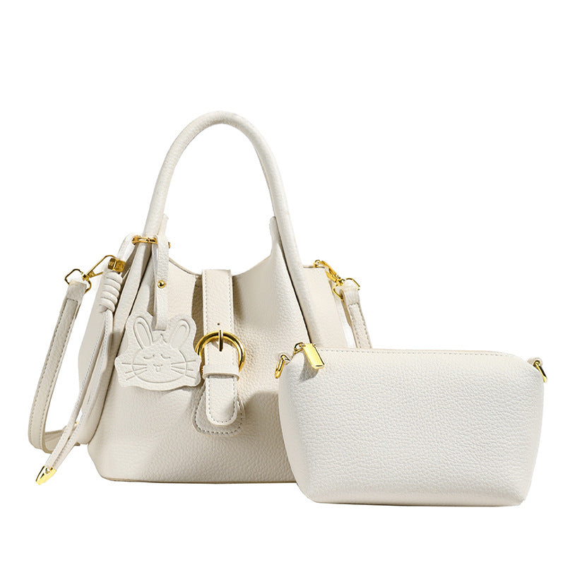 High-end trendy portable bucket bag for women 2025 new style vegetable basket shoulder bag commuting all-match solid color messenger bag