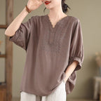 Plus-size women's cotton and linen T-shirt, high-end retro loose three-quarter sleeve top, new style for mothers.