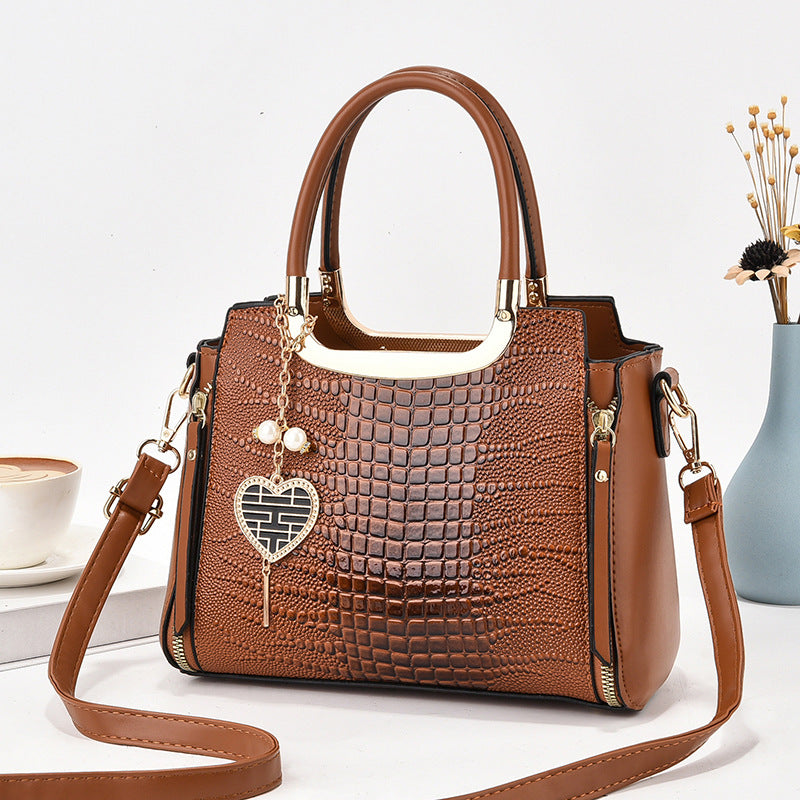 High-end large bag for women, new summer style, stylish ladies handbag, versatile shoulder messenger bag, middle-aged women's bag
