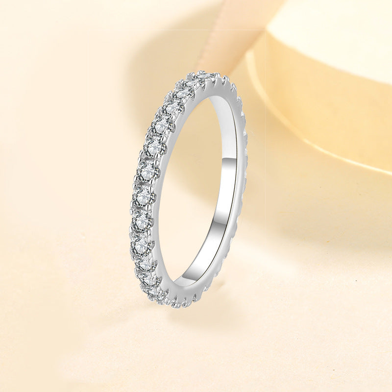 Factory direct wholesale S925 sterling silver women's rings with star pattern, moissanite rings, niche and high-end style.