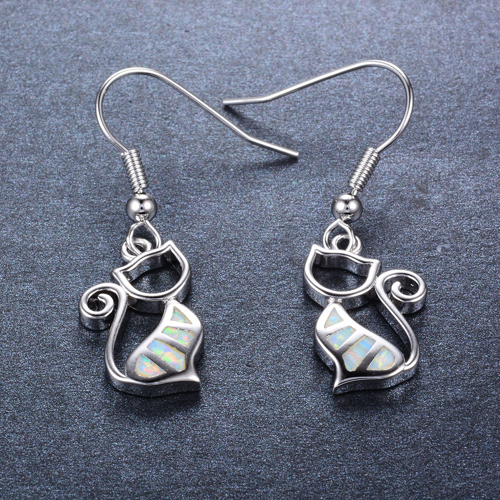 2021 New Japanese and Korean Style Cute Earrings Platinum Opal Cat Earrings for Women Personalized Cartoon Fashion Exquisite Accessories