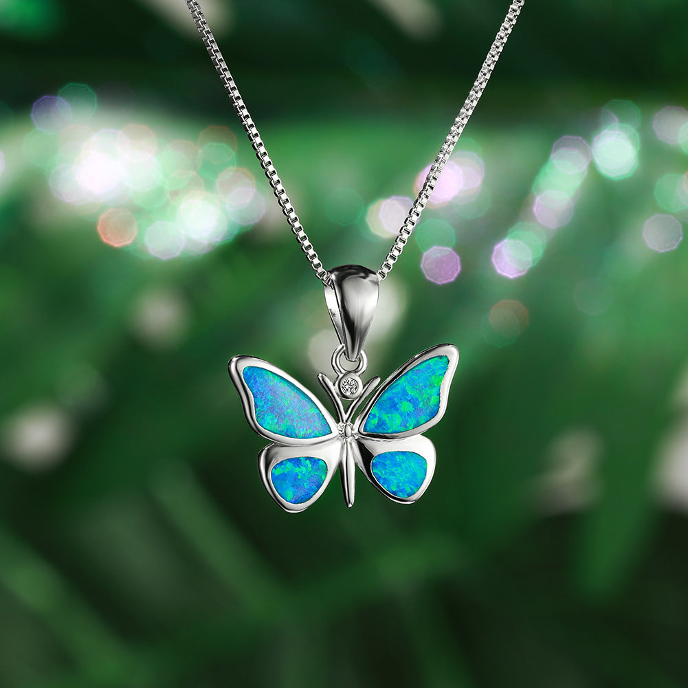 Net red popular Korean version of the trinkets platinum opal butterfly necklace ladies pendant Mori personality wild collarbone chain
