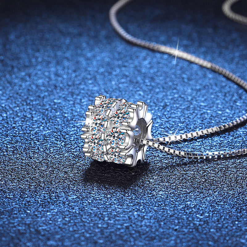 Full diamond moissanite necklace, 925 sterling silver clavicle chain, slim waist necklace, popular online style pendant, D-color moissanite necklace.