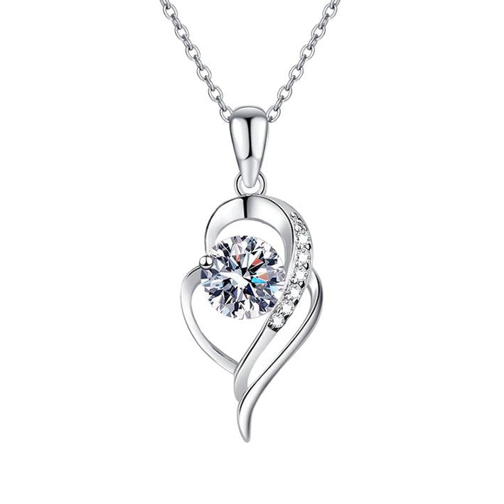 S925 sterling silver necklace with a one-carat moissanite heart-shaped pendant, high-carbon stone, Valentine's Day gift, factory direct sales.