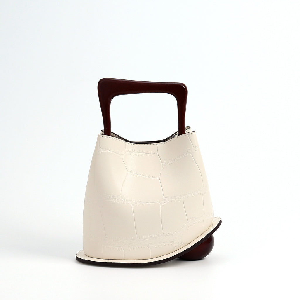 New genuine leather plain weave handbag imported cowhide commuter basket bucket bag wooden handbag messenger bag for women