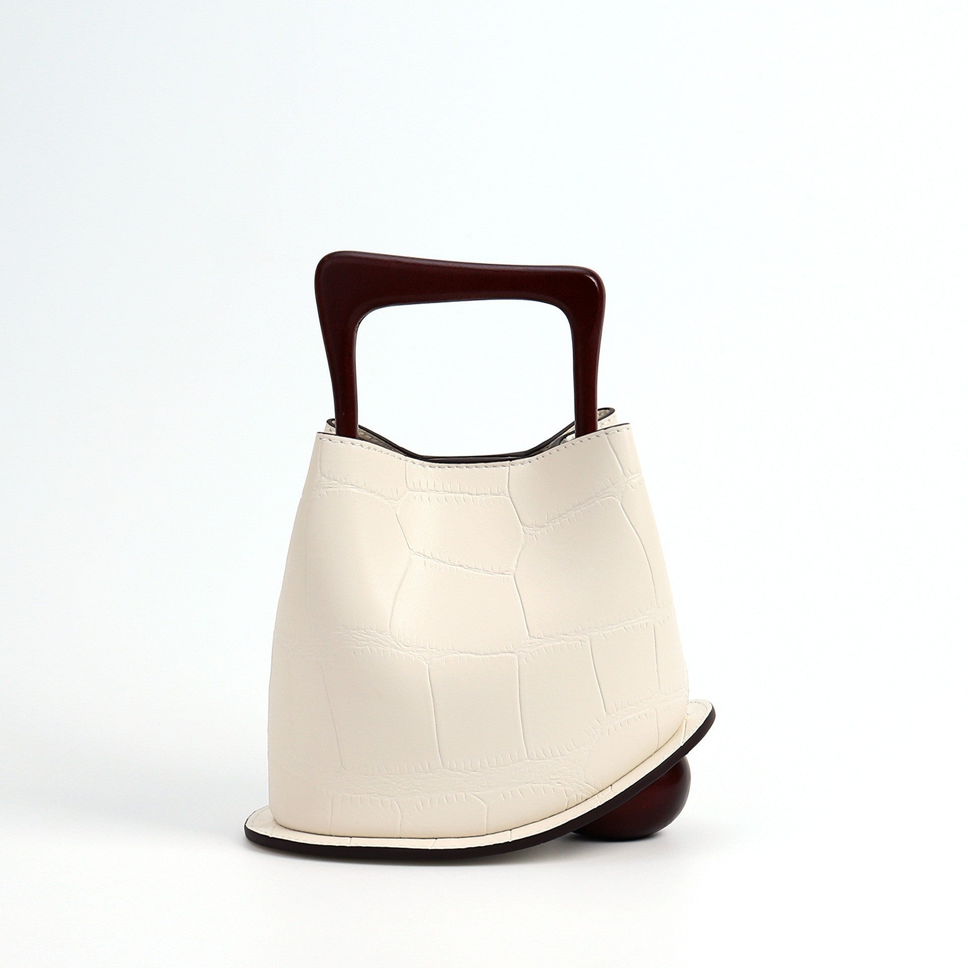 New genuine leather plain weave handbag imported cowhide commuter basket bucket bag wooden handbag messenger bag for women