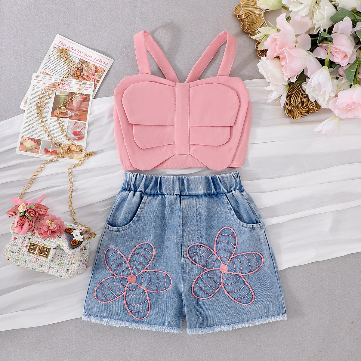 Foreign trade cross-border European and American summer sweet cool girl suits small and medium children's shorts camisole vest flower shorts new products
