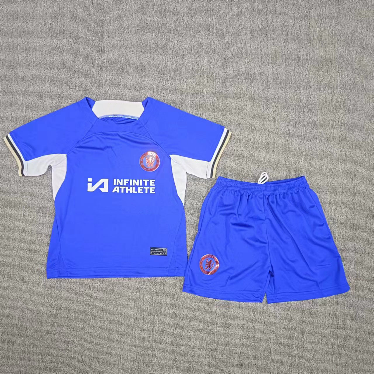 Football uniforms for children and adults Paris Chelsea Arsenal Liverpool Milan Dortmund Newcastle Riyadh jerseys