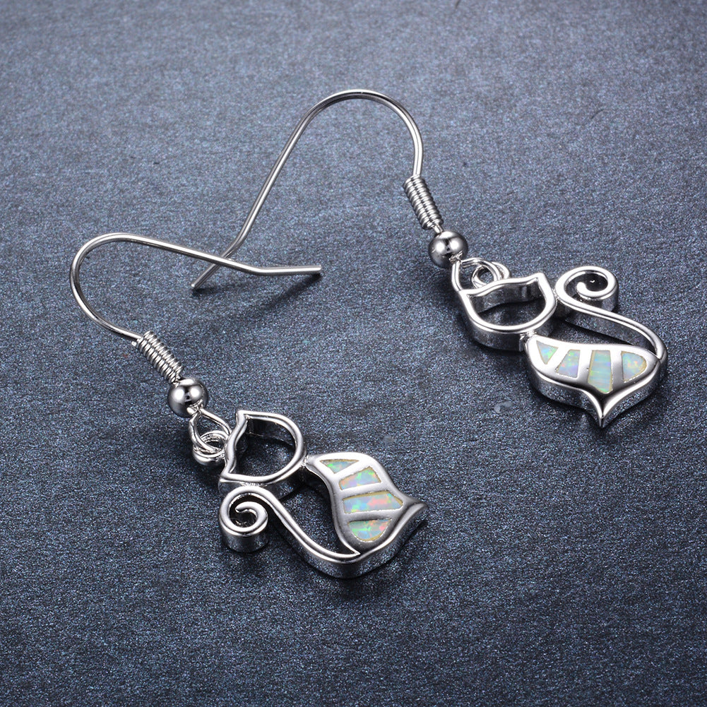 2021 New Japanese and Korean Style Cute Earrings Platinum Opal Cat Earrings for Women Personalized Cartoon Fashion Exquisite Accessories