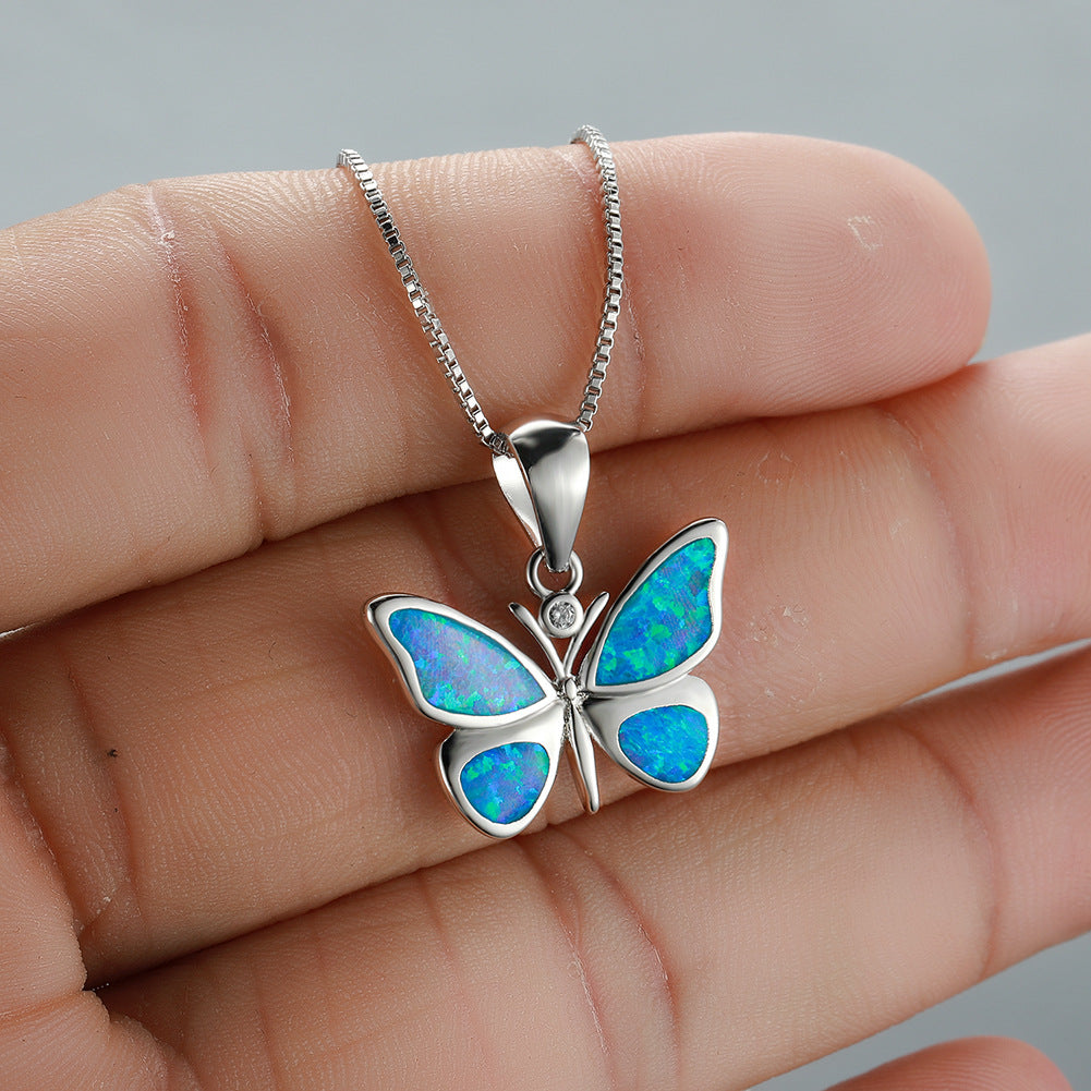 Net red popular Korean version of the trinkets platinum opal butterfly necklace ladies pendant Mori personality wild collarbone chain