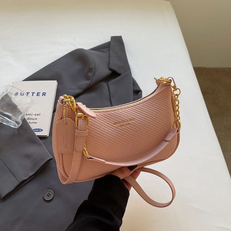 Niche design bag women 2025 spring new style trend personality stylish cross-border messenger bag fashion shoulder bag women