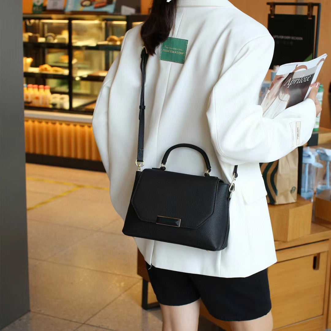 2023 New Boston Women's Bag Large Capacity Genuine Leather Handbag Fashionable Versatile Shoulder Messenger Bag Pillow Bag Women